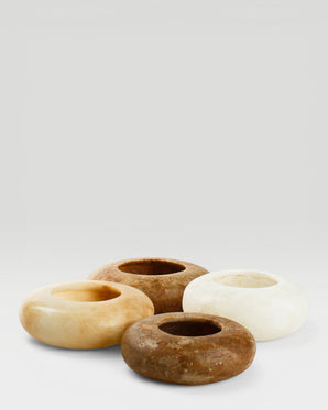 HALO- ljuslykta i alabaster, brun, medium