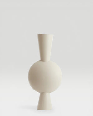 Vase cream circle